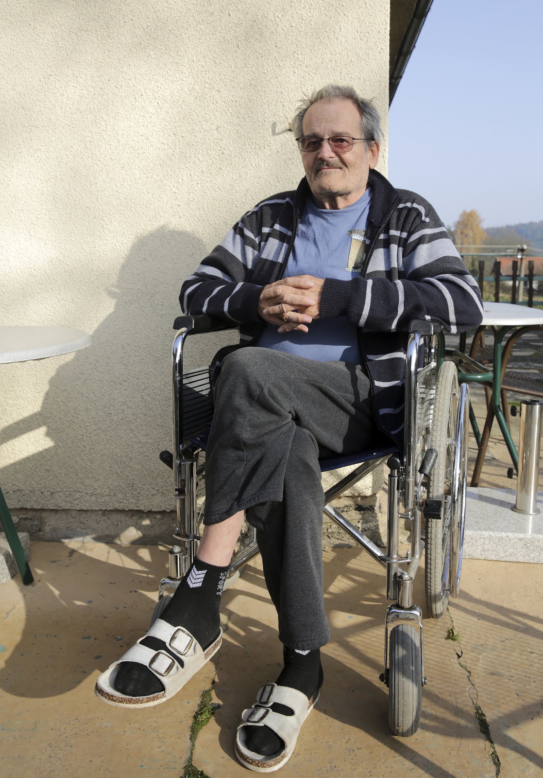 Brat Petra Jandu Jiří na vozíčku